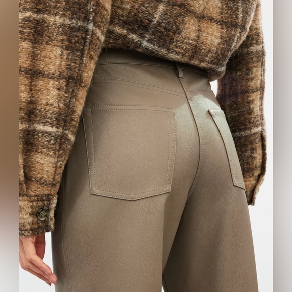 Aritzia Wilfred Free Valerie Straight Leg Vegan Leather Pants Black size 0 - Picture 7 of 16